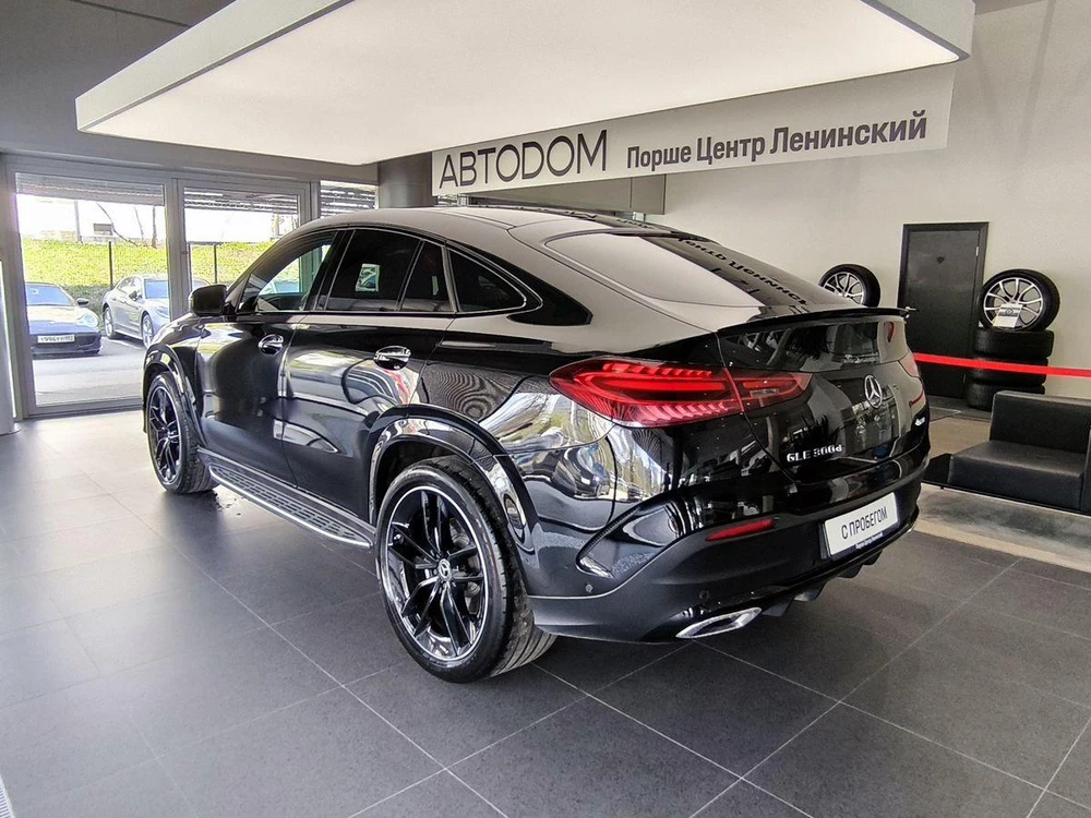Mercedes-Benz GLE coupe Base 300 2.0d AT 4Matic (269 л.с.)