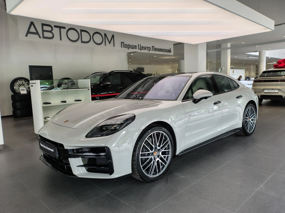 Porsche Panamera 4 2.9 AMT 4WD (353 л.с.)