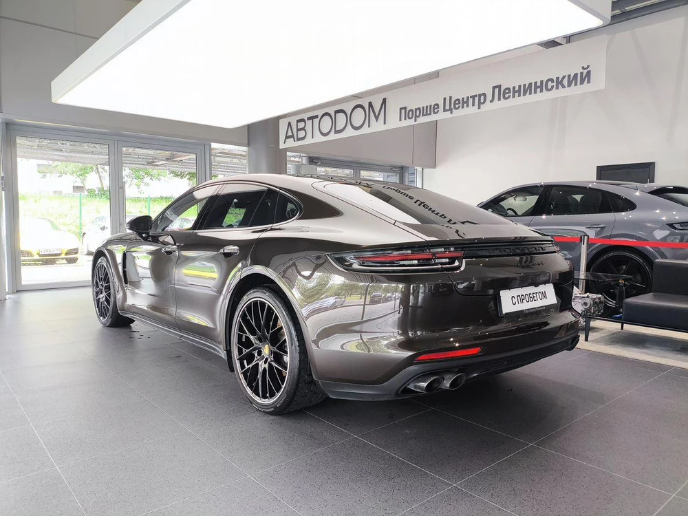 Porsche Panamera 4 3.0 AMT 4WD (330 л.с.)
