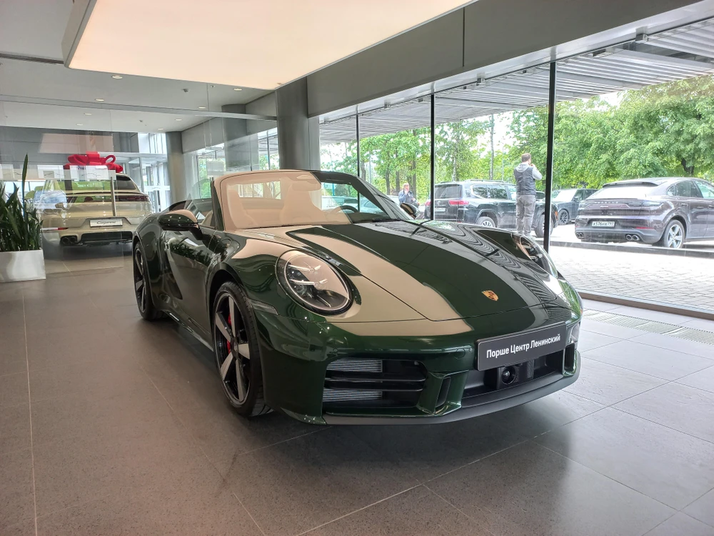 Porsche 911 Carrera 4S 3.0 AMT 4WD (480 л.с.)