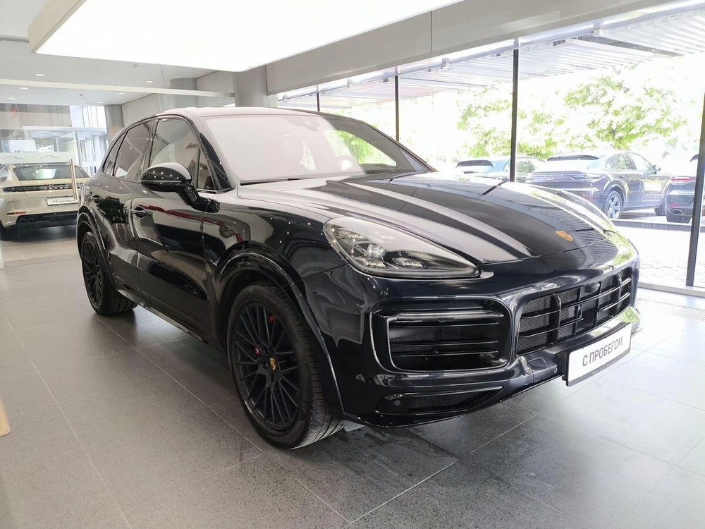 Porsche Cayenne GTS 4.0 AT 4WD (460 л.с.)