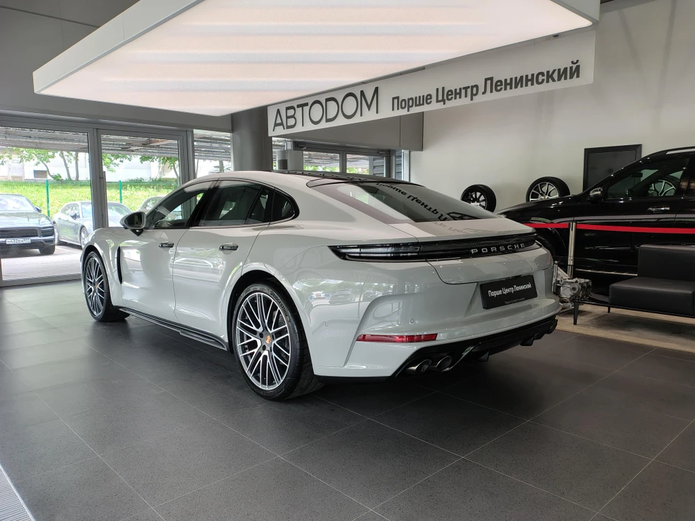 Porsche Panamera 4 2.9 AMT 4WD (353 л.с.)