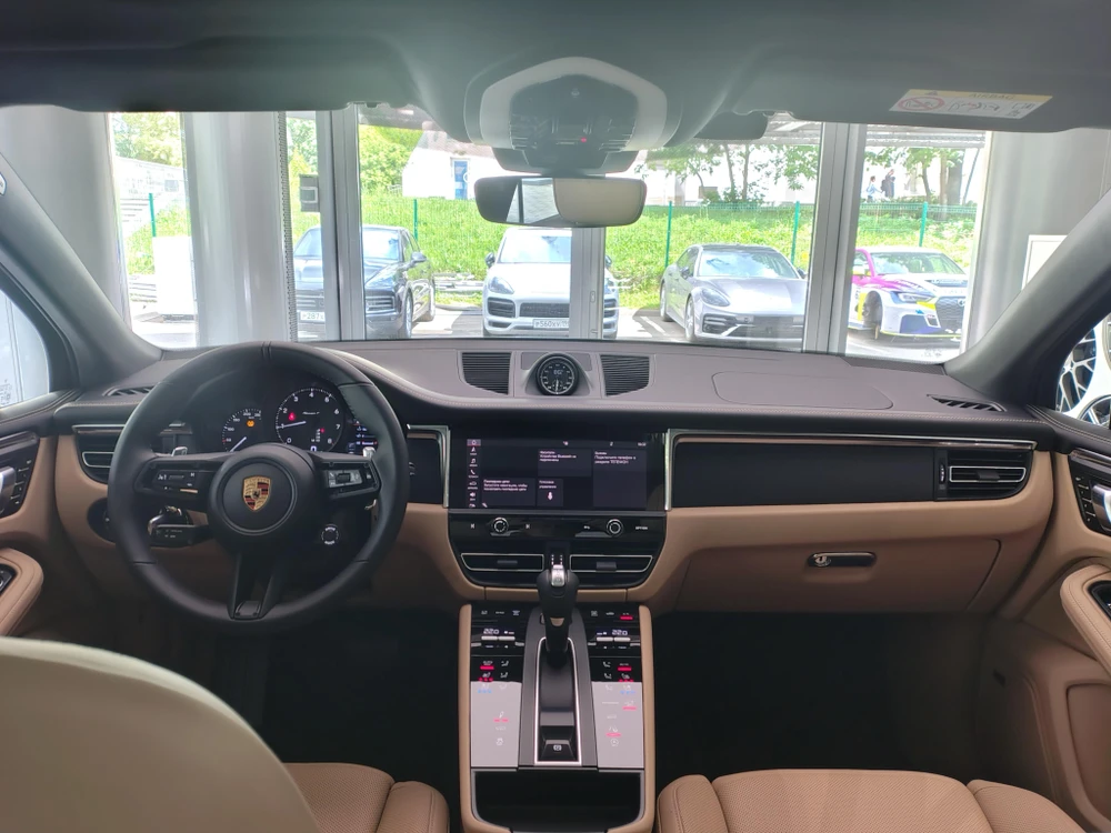 Porsche Macan T 2.0 AMT 4WD (265 л.с.)