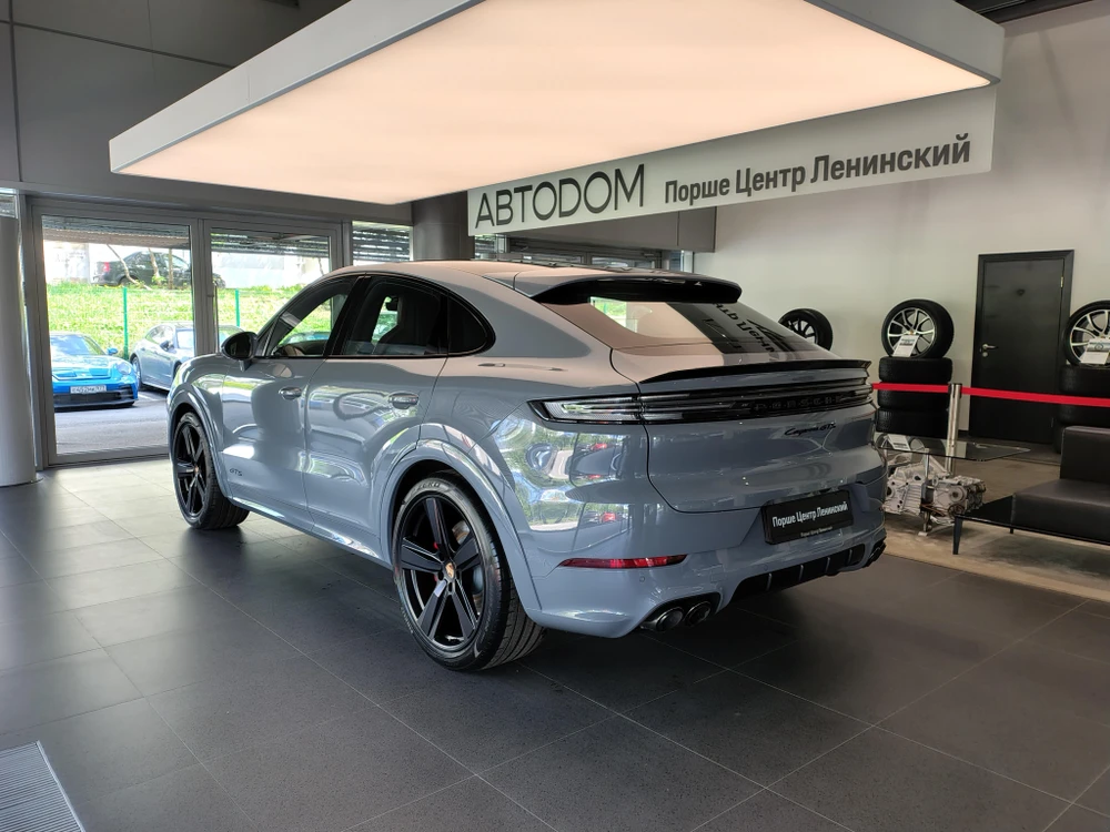 Porsche Cayenne GTS Coupé GTS 4.0 AT 4WD (500 л.с.)