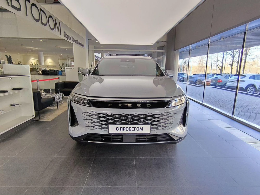 EXEED RX Platinum 2.0 AMT 4WD (249 л.с.)