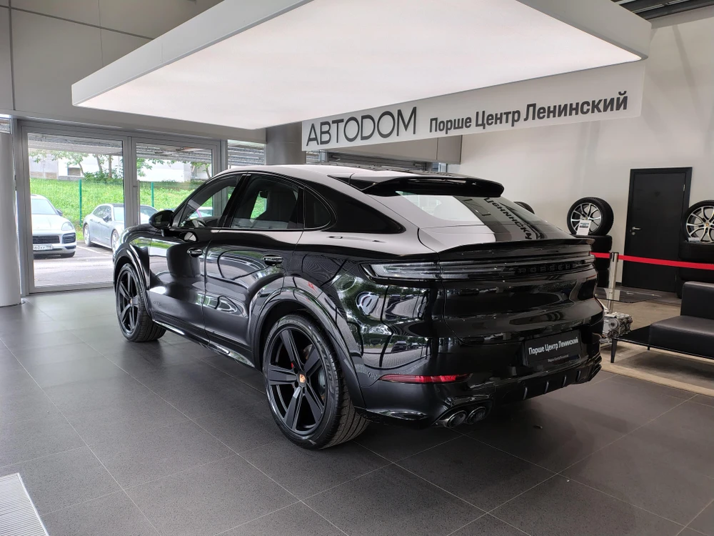 Porsche Cayenne GTS Coupé GTS 4.0 AT 4WD (500 л.с.)