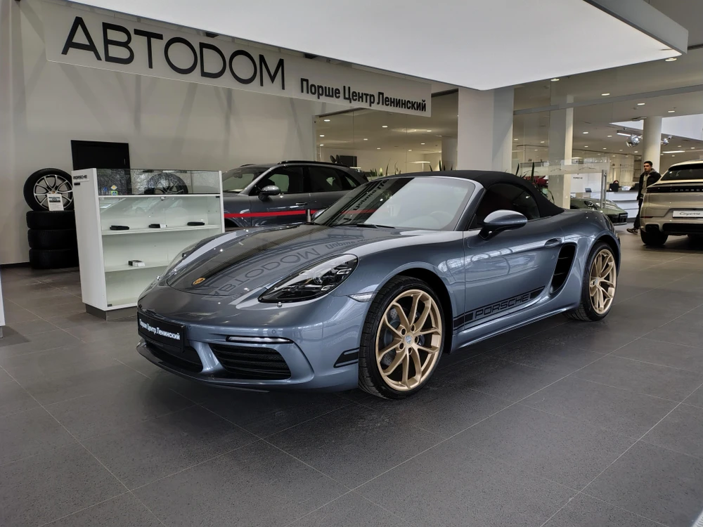 Porsche Boxster Style Edition 2.0 AMT (300 л.с.)